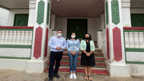 Tarauacá: Senadora Mailza envia emenda de R$ 500 mil para reforma do Teatro José Potyguara